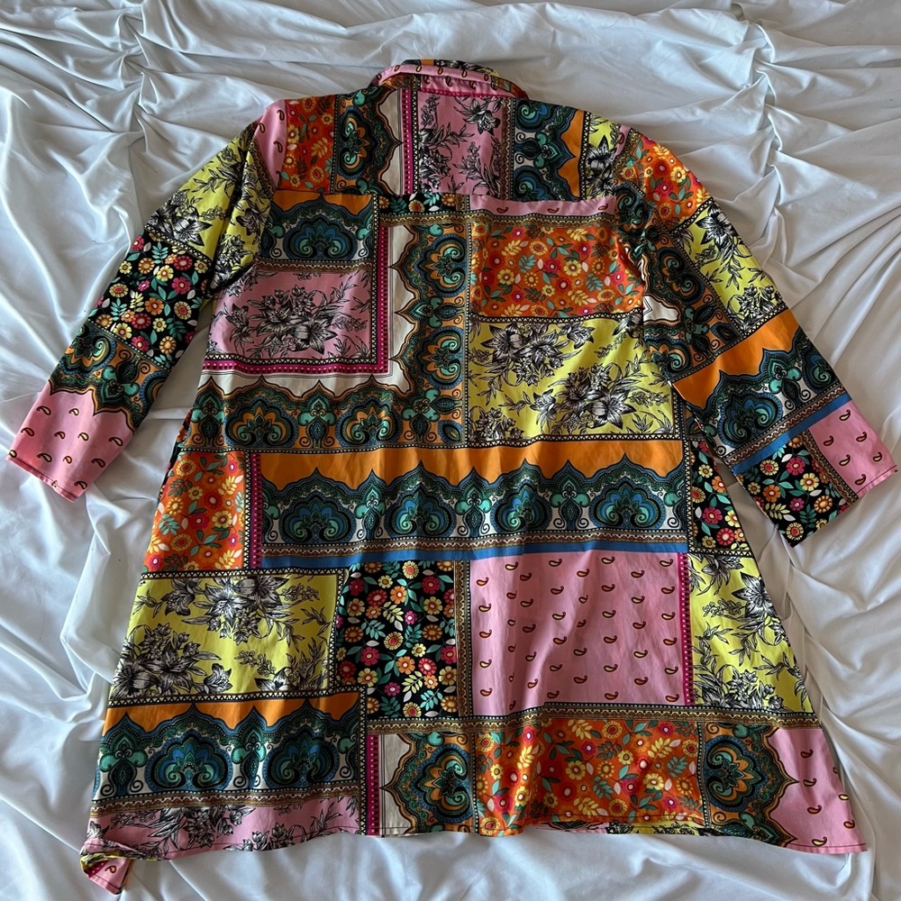 🌼Boho Multi-Pattern Button Down Tunic🌼 - Picture 3 of 7